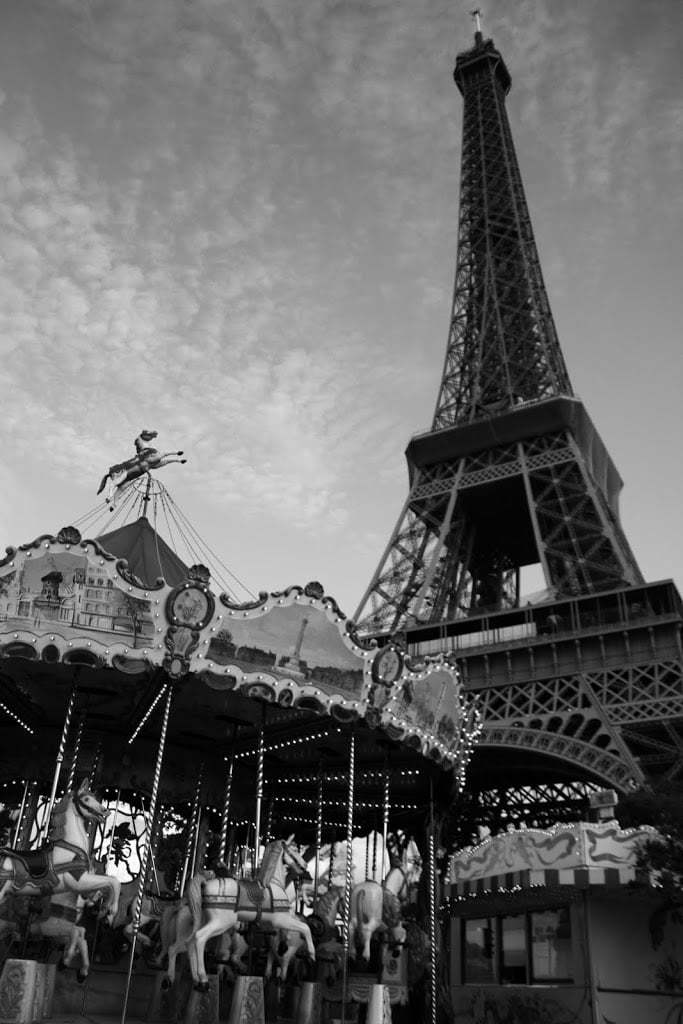 Mon Paris imaginaire: Tour Eiffel et caroussel