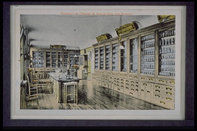 L'Hôpital Louis-H. Lafontaine : pharmacie de Saint-Jean de Dieu (archives)