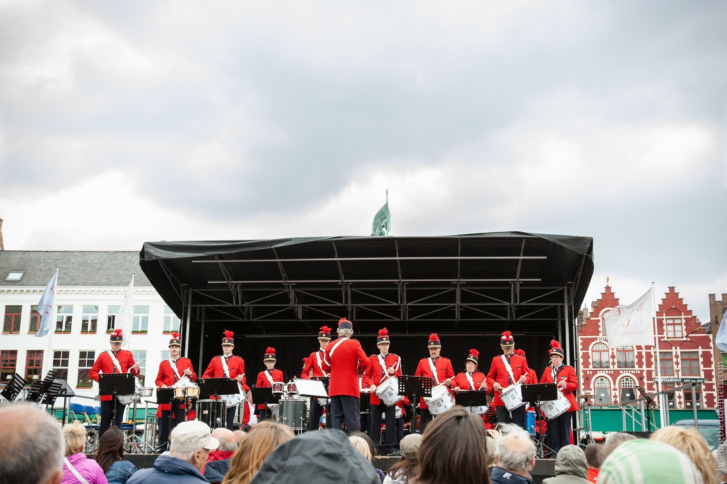 Spectacle de fanfare à Bruges