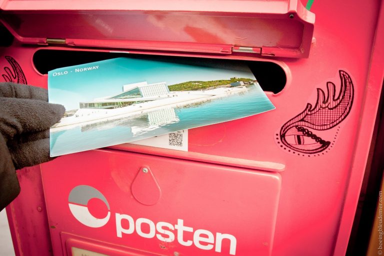 Posten: carte postale d'Oslo