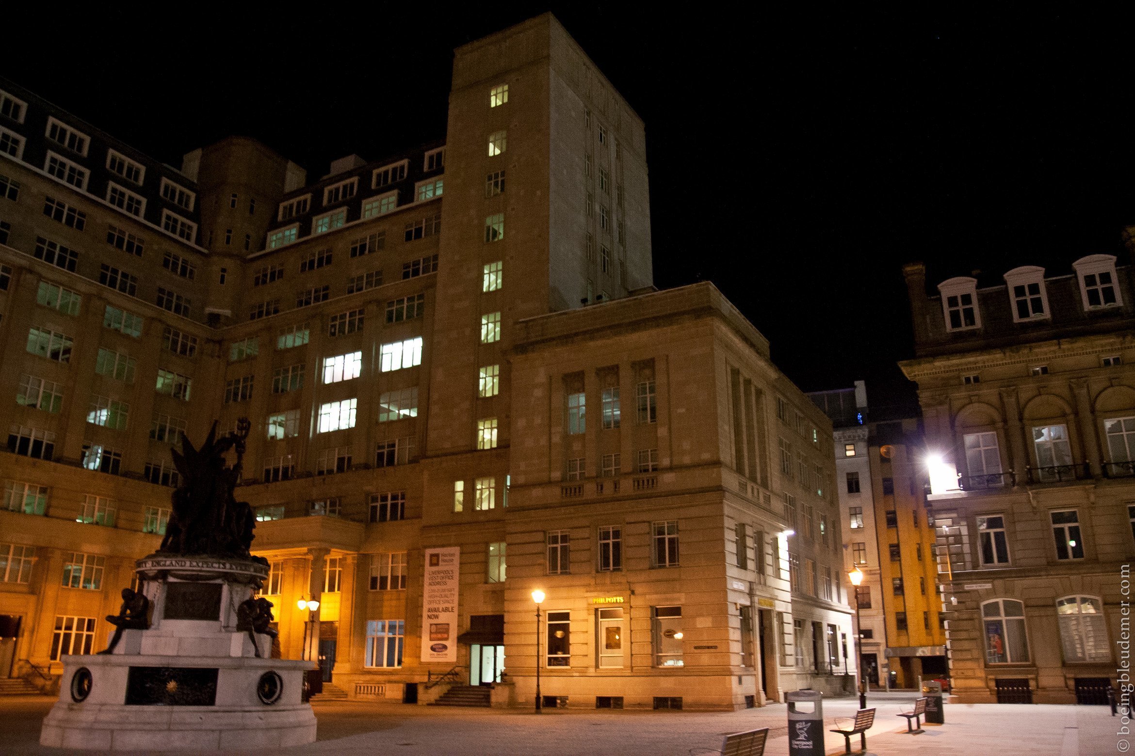 Liverpool by night-4259