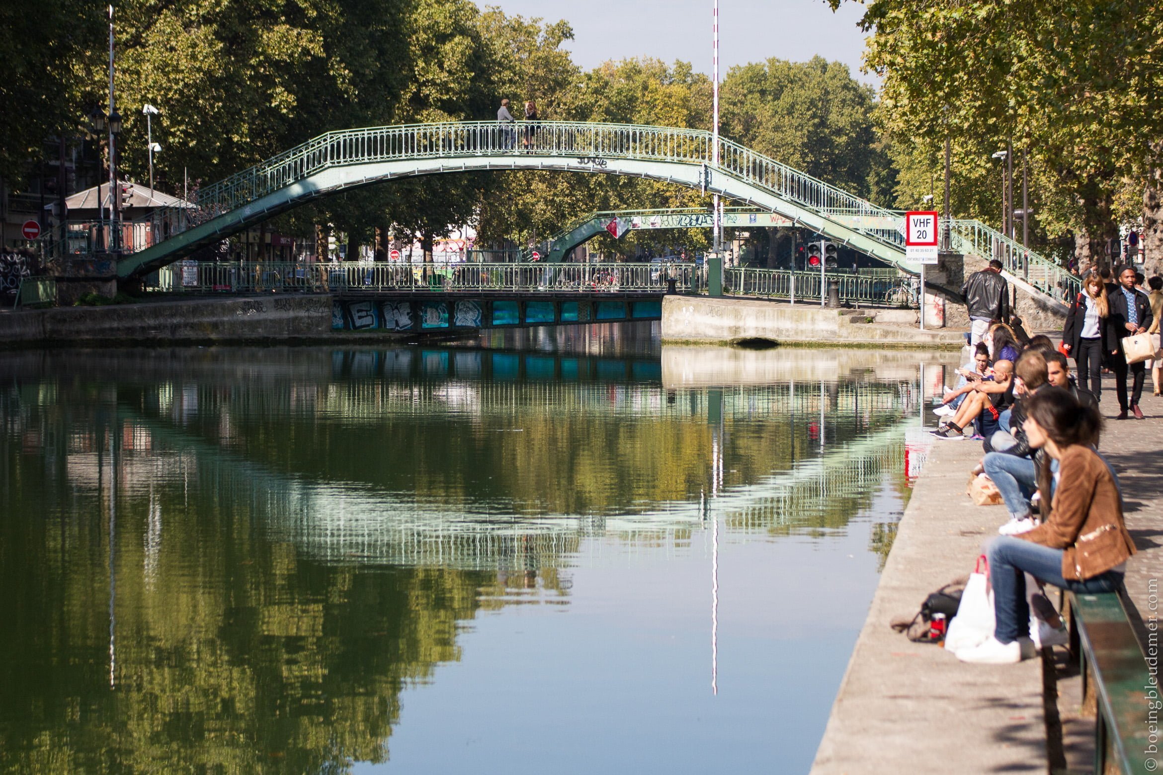 week-ends oisifs des parisiens: abords du canal Saint-Martin